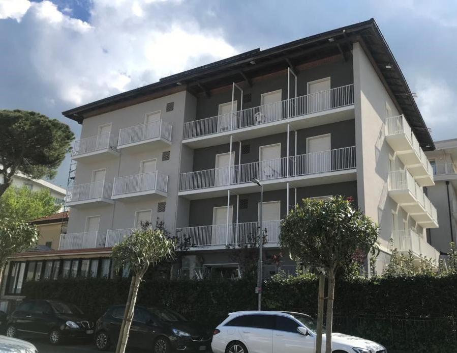 Hotel Villa Platani Riccione Exterior foto